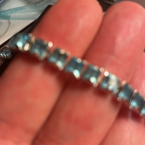 Elegant Blue topaz tennis Bracelet for lisa elias - Picture 3 of 4